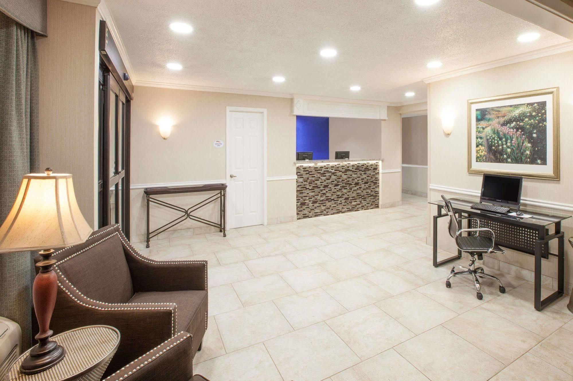 Red Roof Inn Texarkana Dış mekan fotoğraf